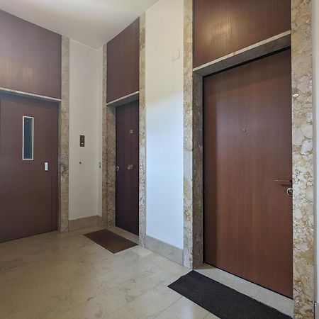 Big House-Private Parking-12" Walk From The Arena Appartement Verona Buitenkant foto