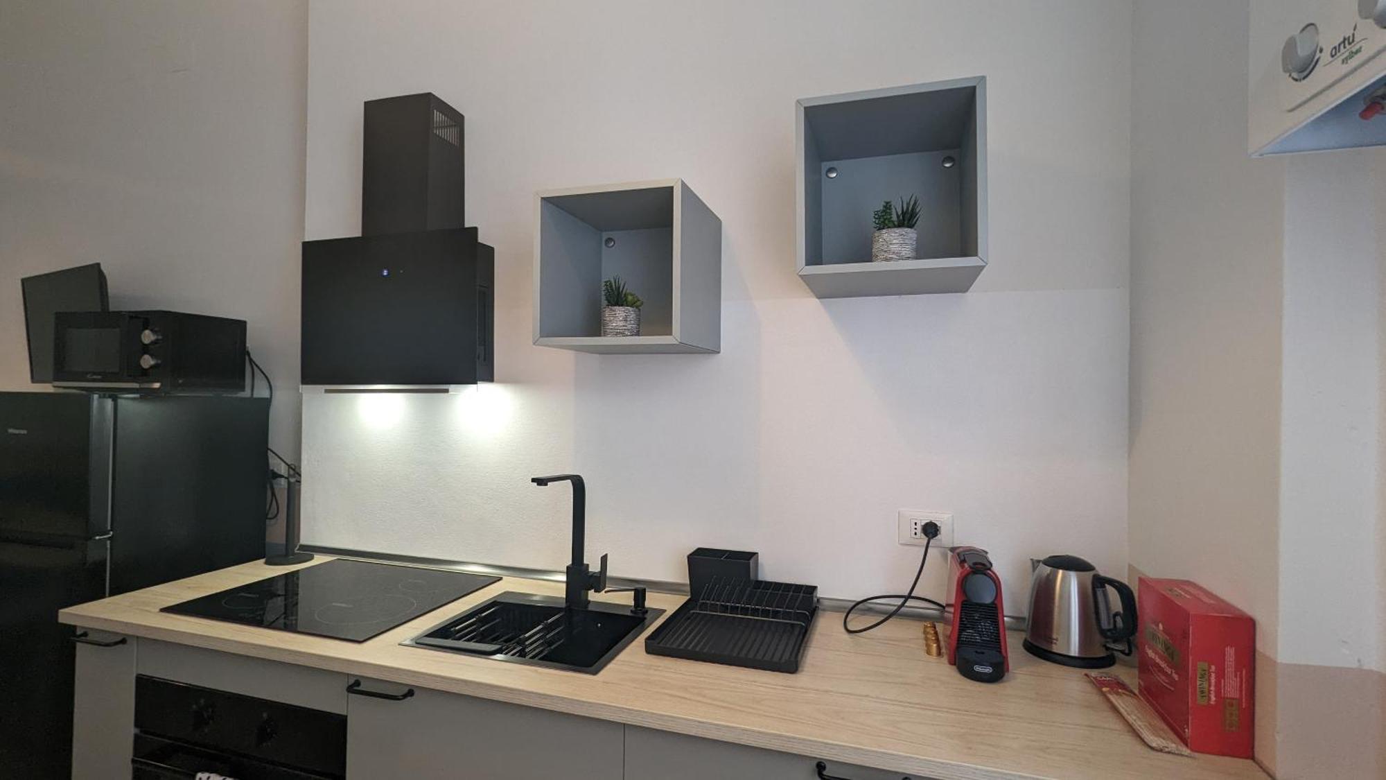 Big House-Private Parking-12" Walk From The Arena Appartement Verona Buitenkant foto