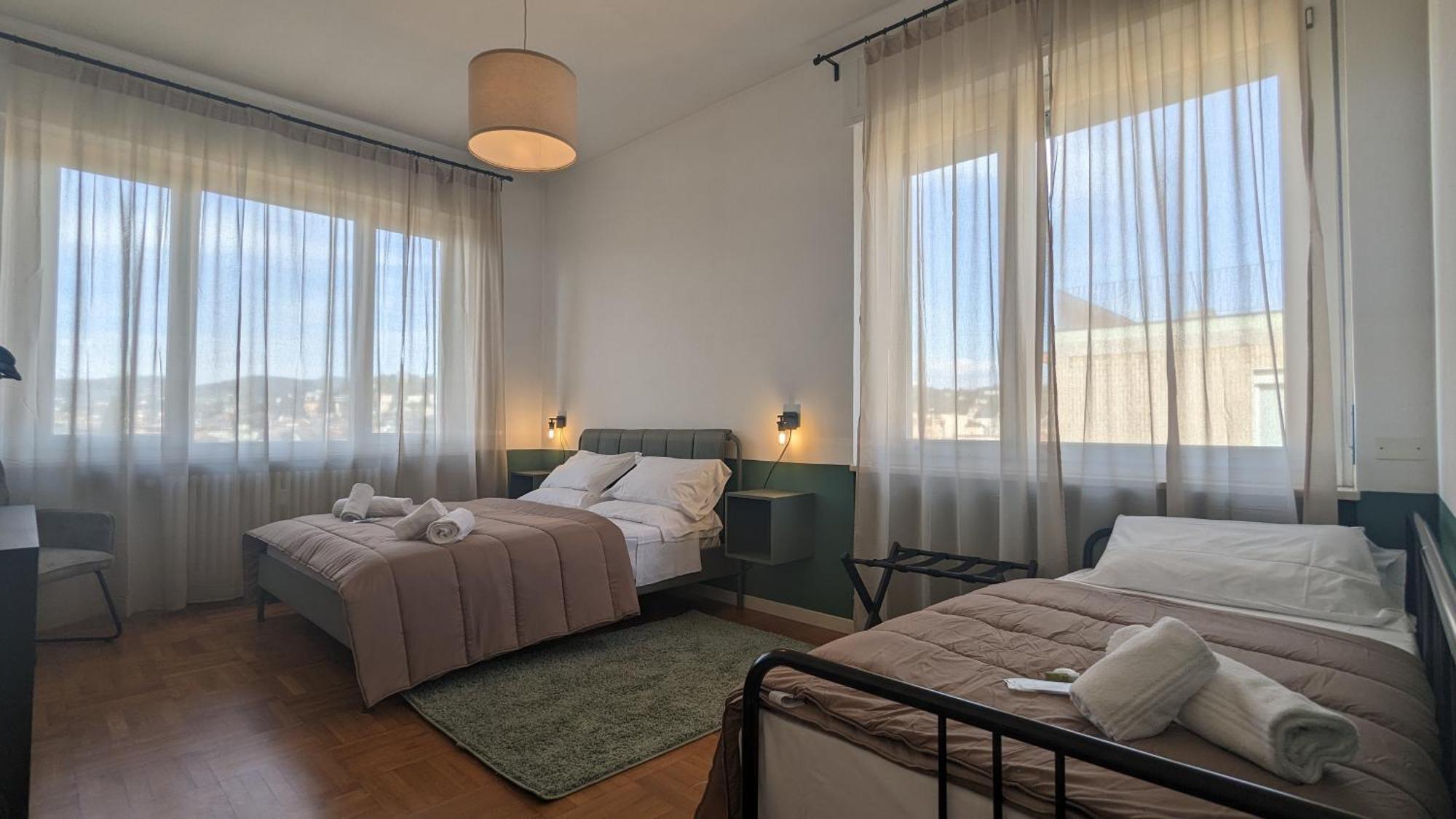 Big House-Private Parking-12" Walk From The Arena Appartement Verona Buitenkant foto