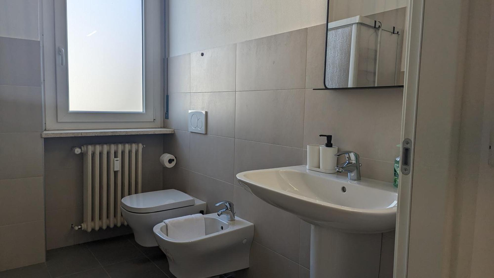 Big House-Private Parking-12" Walk From The Arena Appartement Verona Buitenkant foto